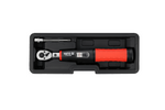 Juego de llaves dinamométricas YATO de 1/4" y 5–25 Nm, 11 piezas