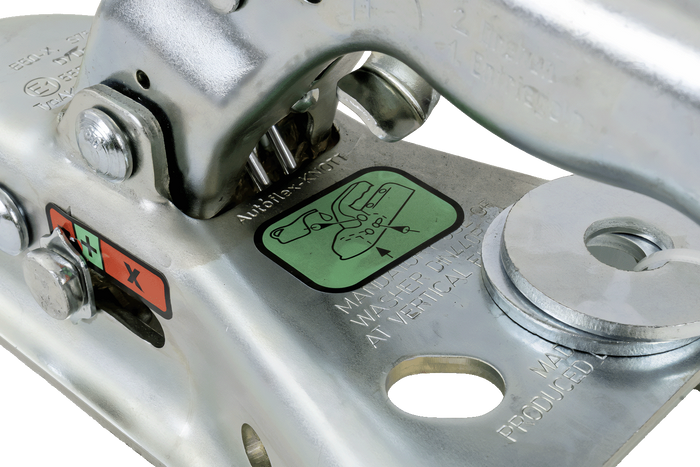 Enganche de bola KNOTT 6E0176.001 para remolque de 750 kg con barra de tiro tipo V