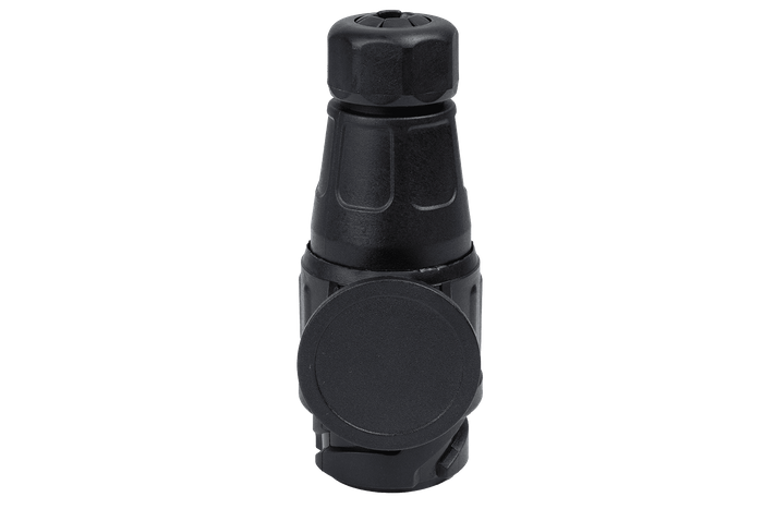 Enchufe UNITRAILER de 13 PINES a la toma del enganche del remolque