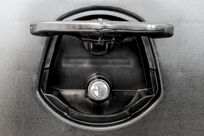 DAKEN 81100 JUST caja de herramientas 500x350x300mm 27l con soportes de montaje