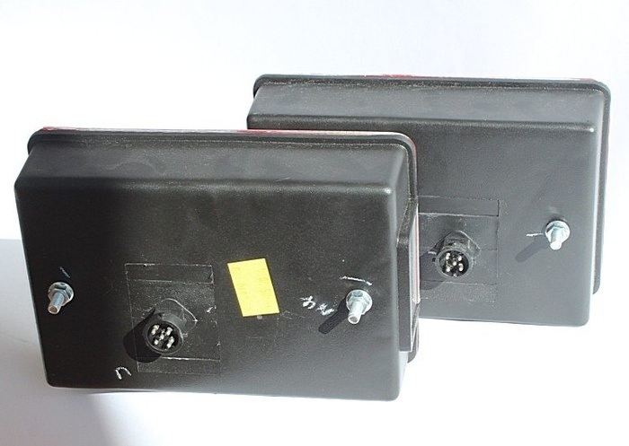 Luces traseras ASPÖCK MULTIPOINT IV + arnés MANTES 5m 7-PIN