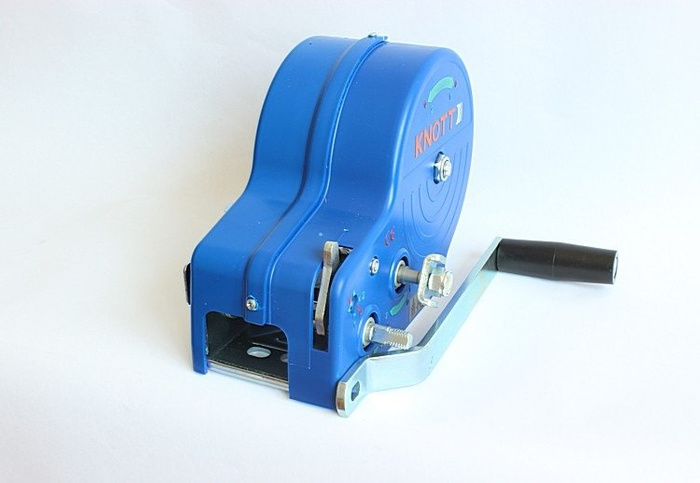 Cabrestante Knott 1135 kg con cable carcasa azul