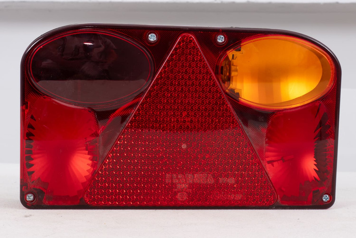 SALIDA Luz trasera FRISTOM FT-088 6 funciones derecha