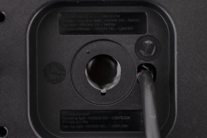 FRISTOM FT-130 COF Piloto trasero LED, 6 funciones, universal