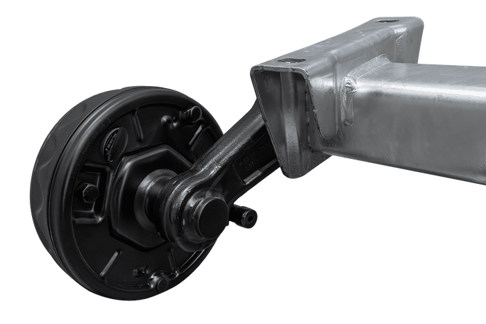 KNOTT VGB13 eje frenado para remolque / grúa 1350kg 1500mm 1950mm 4x100