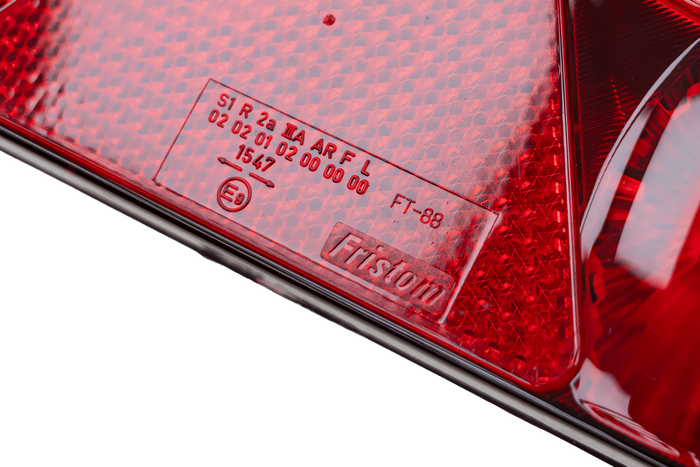 Piloto trasero FRISTOM FT-088 6 funciones derecho