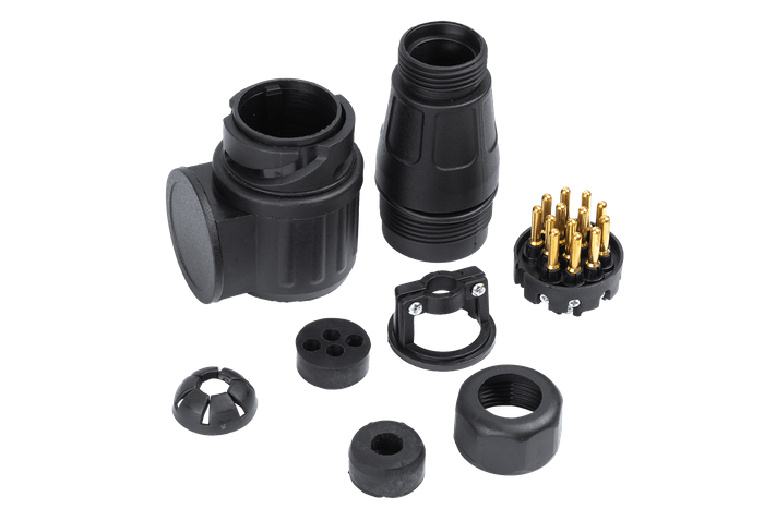 Enchufe UNITRAILER de 13 PINES a la toma del enganche del remolque