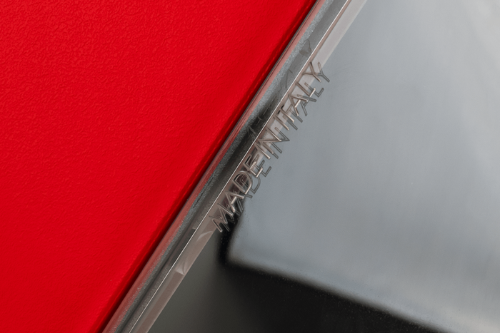 Caja extintora 6kg DAKEN 82020 ADAMANT 671x310x247mm roja