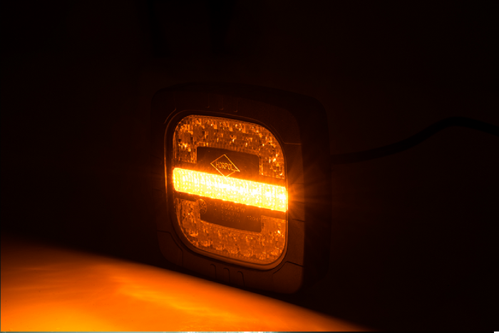 Faro delantero LED HORPOL ROCA LZD 2805 de 3 funciones, universal, con soporte.